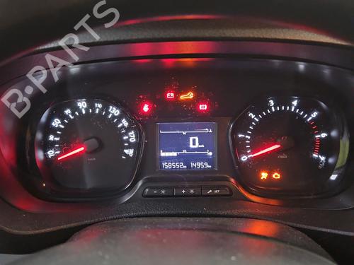 instrument-cluster-toyota-proace-van-mdz_-2016-38121566 main image