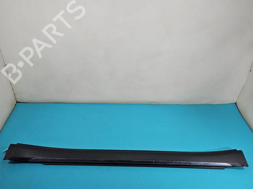 Used Right sideskirt Right sideskirt 38138091 38138091