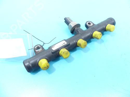 Used Injection rail Injection rail 37878886 37878886