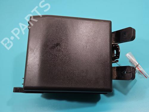 Fuse box HYUNDAI ix35 (LM, EL, ELH) 2.0 4WD | BP37813776E1 - Image 2