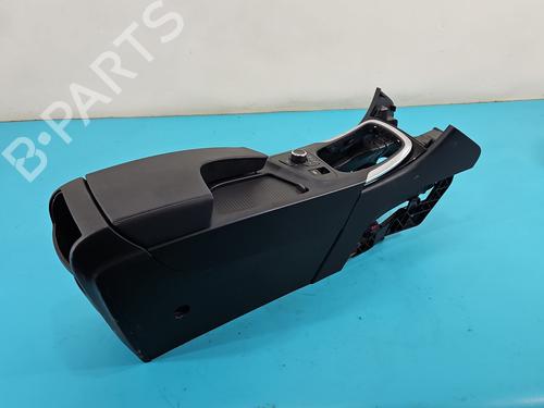 Used Armrest / Center console Armrest / Center console 38145555 38145555