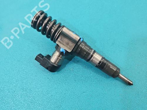 injector-vw-passat-b6-3c2-2005-2006-2007-2008-2009-2010-2011-37823000 main image