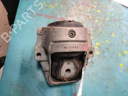 Used Engine mount Engine mount AUDI A4 B8 Avant (8K5) 2.7 TDI (190 hp) 40152244 40152244