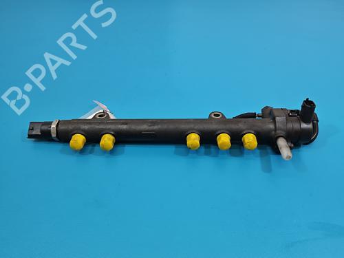 Injection rail OPEL CORSA C (X01) 1.3 CDTI (F08, F68) | BP37990822M98 - Image 2