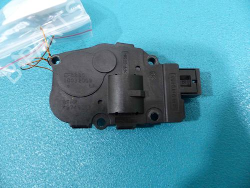 heater-blower-motor-mercedes-benz-e-class-w212-2009-2010-2011-2012-2013-2014-2015-2016-38153109 main image
