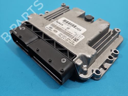 engine-control-unit-ecu-kia-cerato-i-hatchback-ld-2004-2005-2006-2007-2008-2009-2010-37827034 main image