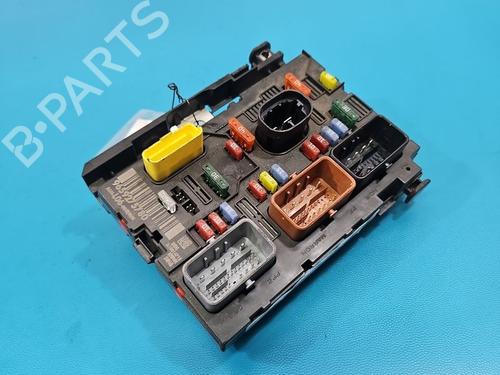 Used Electronic module Electronic module CITROËN C5 II (RC_) 3.0 V6 (RCXFUF) (207 hp) 40502712 40502712