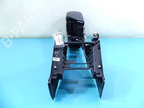 Armrest / Center console HYUNDAI i40 I CW (VF) | BP37804821I20 - Image 4
