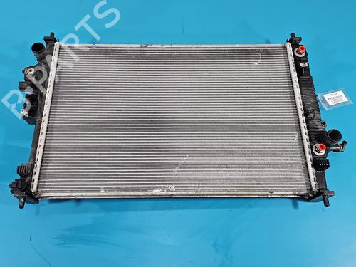 Used Water radiator Water radiator 37827248 37827248
