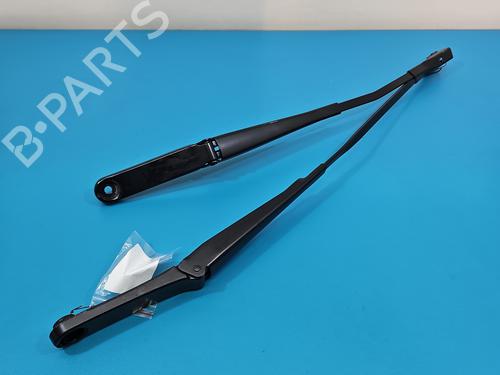 Used Front windshield wiper arm Front windshield wiper arm 38012666 38012666