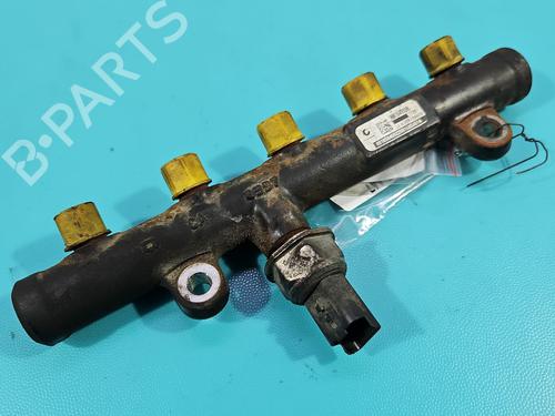 Used Injection rail Injection rail 37857904 37857904