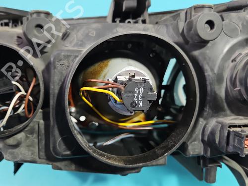 Right headlight SAAB 9-3 (YS3F, E79, D79, D75) 1.9 TiD | BP38000127C29  - Image 7