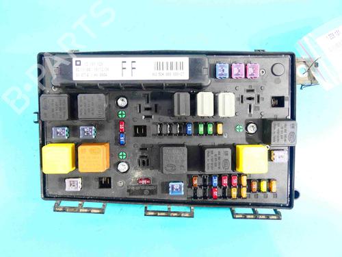 Used Fuse box Fuse box 37805161 37805161