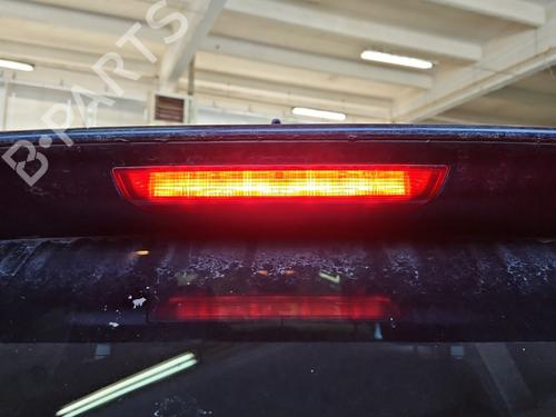 third-brake-light-infiniti-g-saloon-2002-38136708 main image