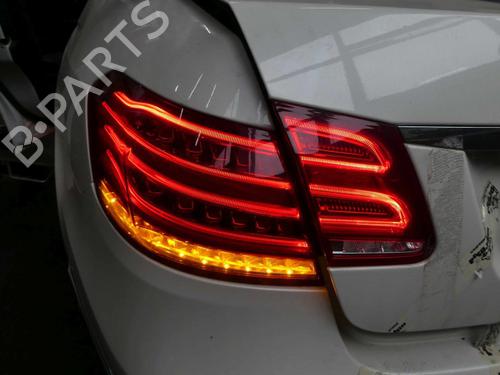 left-taillight-mercedes-benz-e-class-w212-2009-2010-2011-2012-2013-2014-2015-2016-37807014 main image