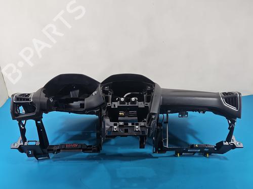 dashboard-ford-focus-iii-turnier-2010-2011-2012-2013-2014-2015-2016-2017-2018-2019-2020-37836480 main image