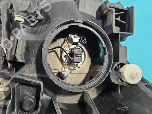 Left headlight RENAULT KOLEOS I (HY_) 2.0 dCi 4x4 (HY0K) | BP38729290C28 - Image 16