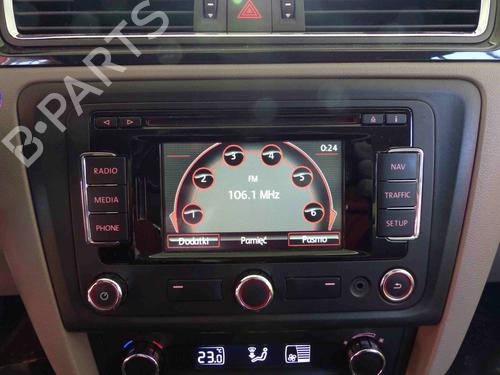 Used Radio Radio 38153649 38153649