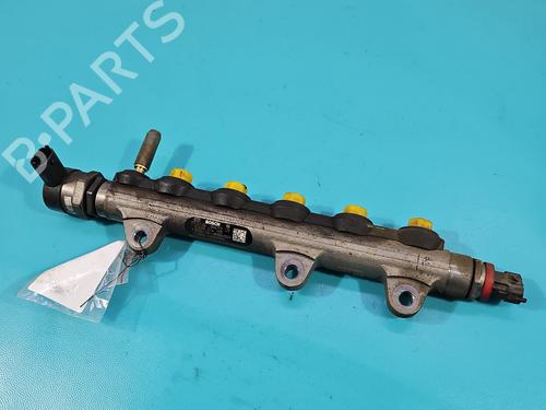 Used Injection rail Injection rail 37851469 37851469