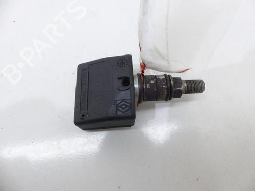 electronic-sensor-renault-laguna-ii-bg01_-2001-2002-2003-2004-2005-2006-2007-37860564 main image