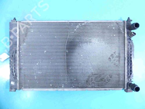 Used Water radiator Water radiator 37989739 37989739