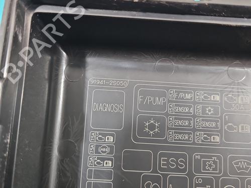 Fuse box HYUNDAI ix35 (LM, EL, ELH) 2.0 4WD | BP37813776E1 - Image 4