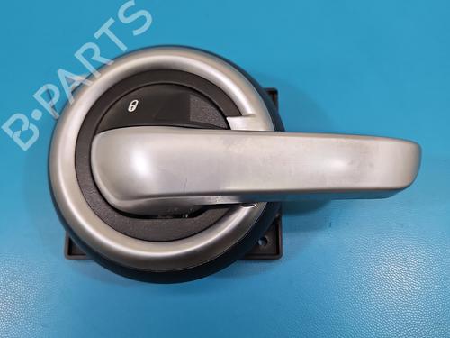 Front left interior door handle FIAT 500X (334_) 2.0 D Multijet 4x4 (334AXB22, 334AXD2B) | BP37858968I13 - Image 2