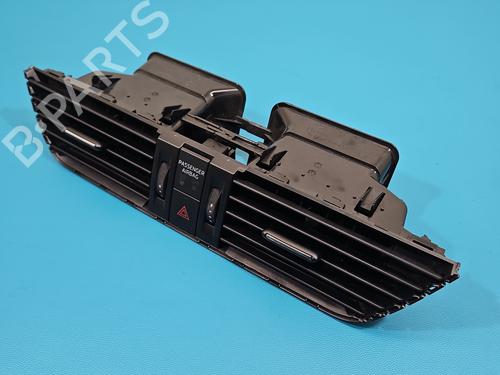 air-vent-skoda-octavia-iii-combi-5e5-5e6-2012-2013-2014-2015-2016-2017-2018-2019-2020-37822689 main image