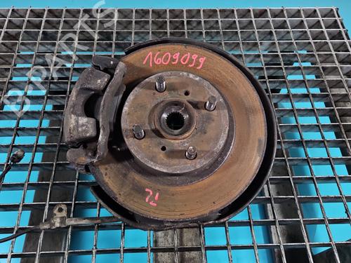 Used Left front steering knuckle Left front steering knuckle TOYOTA YARIS (_P1_) 1.4 D-4D (NLP10_, NLP10R) (75 hp) 40258850 40258850