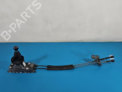 Used Gear lever Gear lever VW TOURAN (1T3) 2.0 TDI (140 hp) 37844330 37844330