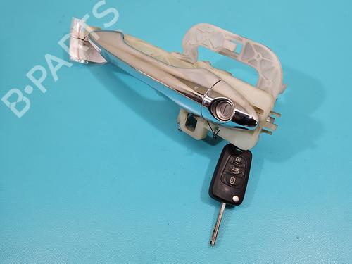 front-left-exterior-door-handle-hyundai-ix35-lm-el-elh-2009-2010-2011-2012-2013-2014-2015-2016-38145582 main image