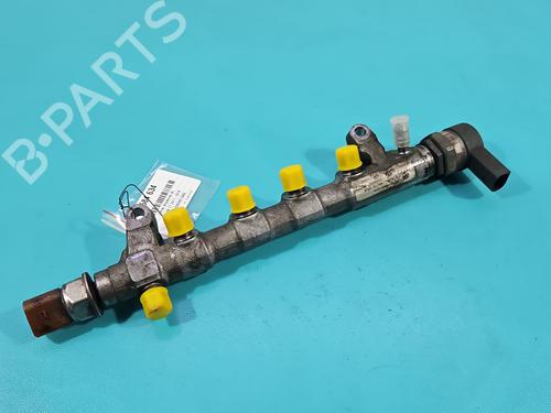 Used Injection rail Injection rail 37990996 37990996