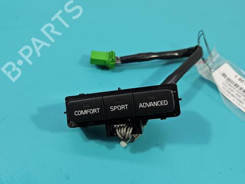 Kombi Kontakt / Stilkkontakt Kombi Kontakt / Stilkkontakt 38646896 38646896