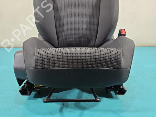 Right front seat PEUGEOT 508 SW I (8E_) 2.0 BlueHDi 150 | BP37818655C16 - Image 5