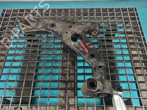 Used Left front suspension arm Left front suspension arm 38124882 38124882