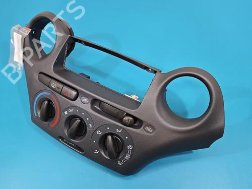 Used Climate control Climate control TOYOTA YARIS (_P1_) [1999-2005] 39025718 39025718