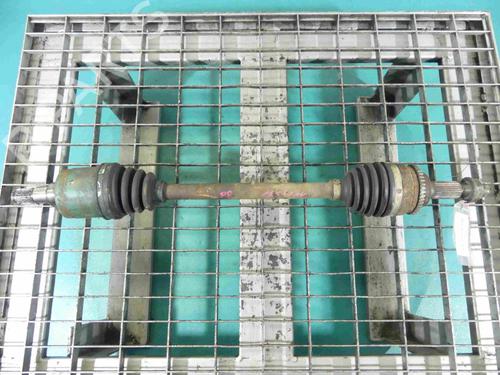 Used Right front driveshaft Right front driveshaft SUZUKI SWIFT III (MZ, EZ) 1.3 (RS413, ZC11S) (92 hp) 37880705 37880705