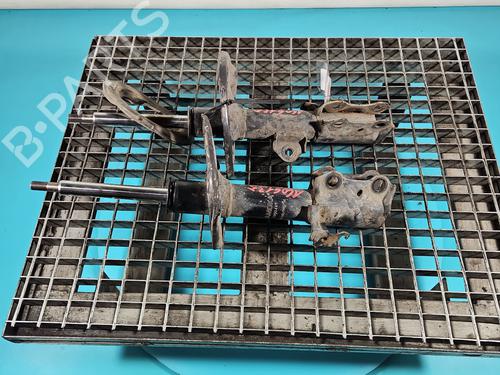 Used Left front shock absorber Left front shock absorber 38000300 38000300