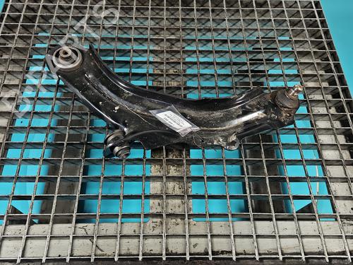 Used Left front suspension arm Left front suspension arm 37826449 37826449
