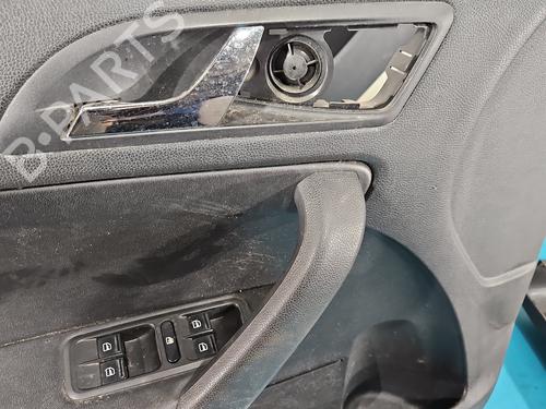 Seats set SKODA YETI (5L) 2.0 TDI 4x4 | BP37846886C78 - Image 28