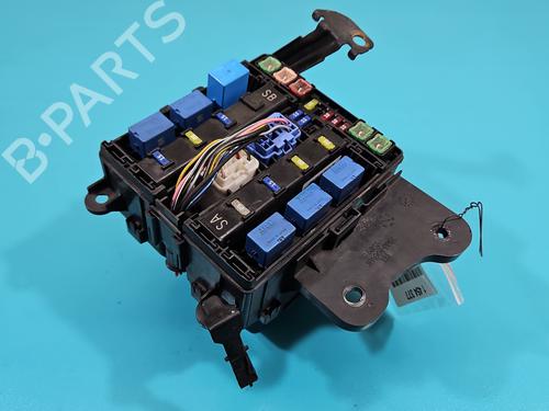 Used Fuse box Fuse box 37816234 37816234