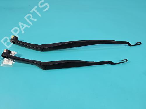 Used Front windshield wiper arm Front windshield wiper arm 37840934 37840934