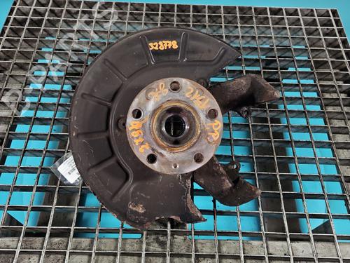 Used Right front steering knuckle Right front steering knuckle SKODA YETI (5L) 1.2 TSI (105 hp) 38144949 38144949