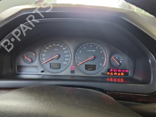 Used Instrument cluster Instrument cluster 38133952 38133952