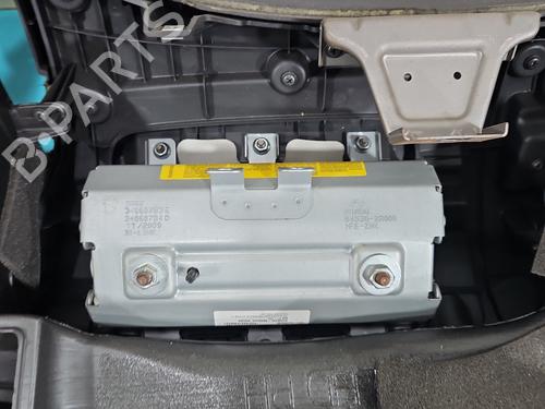Dashboard HYUNDAI i30 (FD)  | BP38136614C46  - Image 10