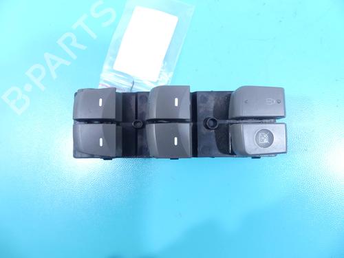 switch-hyundai-elantra-v-saloon-md-ud-2010-2011-2012-2013-2014-2015-2016-2017-37881487 main image