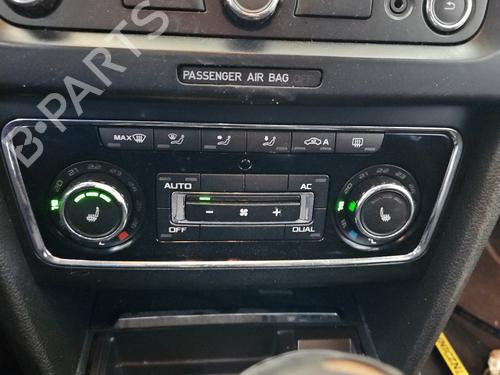 Used Climate control Climate control SKODA SUPERB II Estate (3T5) 2.0 TDI 16V (140 hp) 38136689 38136689