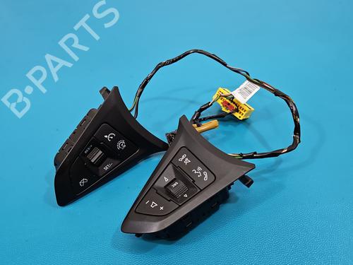 Used Steering wheel controls Steering wheel controls 37838568 37838568