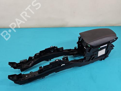 Used Armrest / Center console Armrest / Center console 38131709 38131709