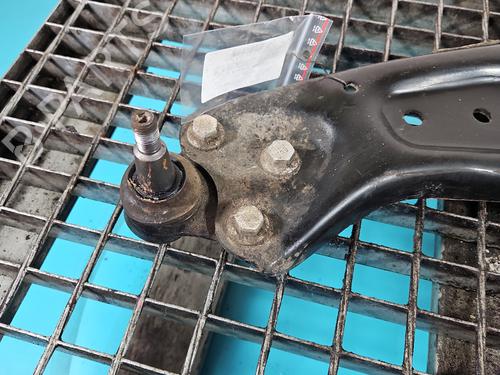 Left front suspension arm MG MG 3 (ZP2_) 1.5 | BP37842938M12 - Image 2